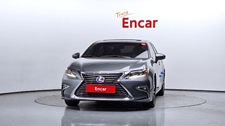 LEXUS ES300H 2018