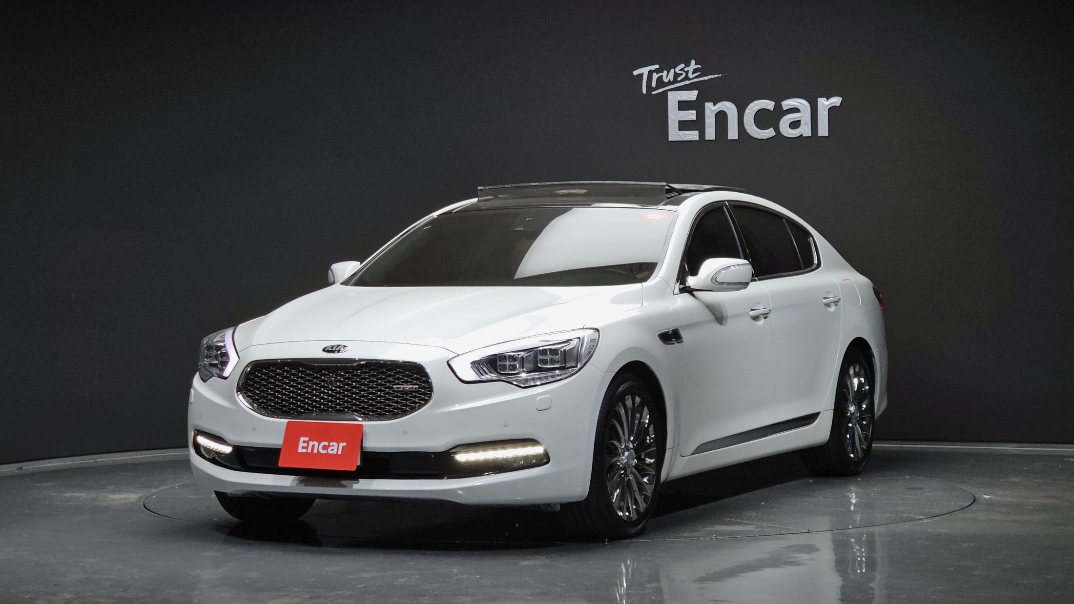 KIA K9