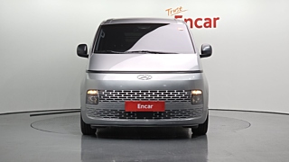 HYUNDAI STARIA 2023