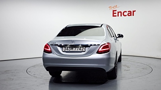 MERCEDES BENZ C-CLASS W205 2019