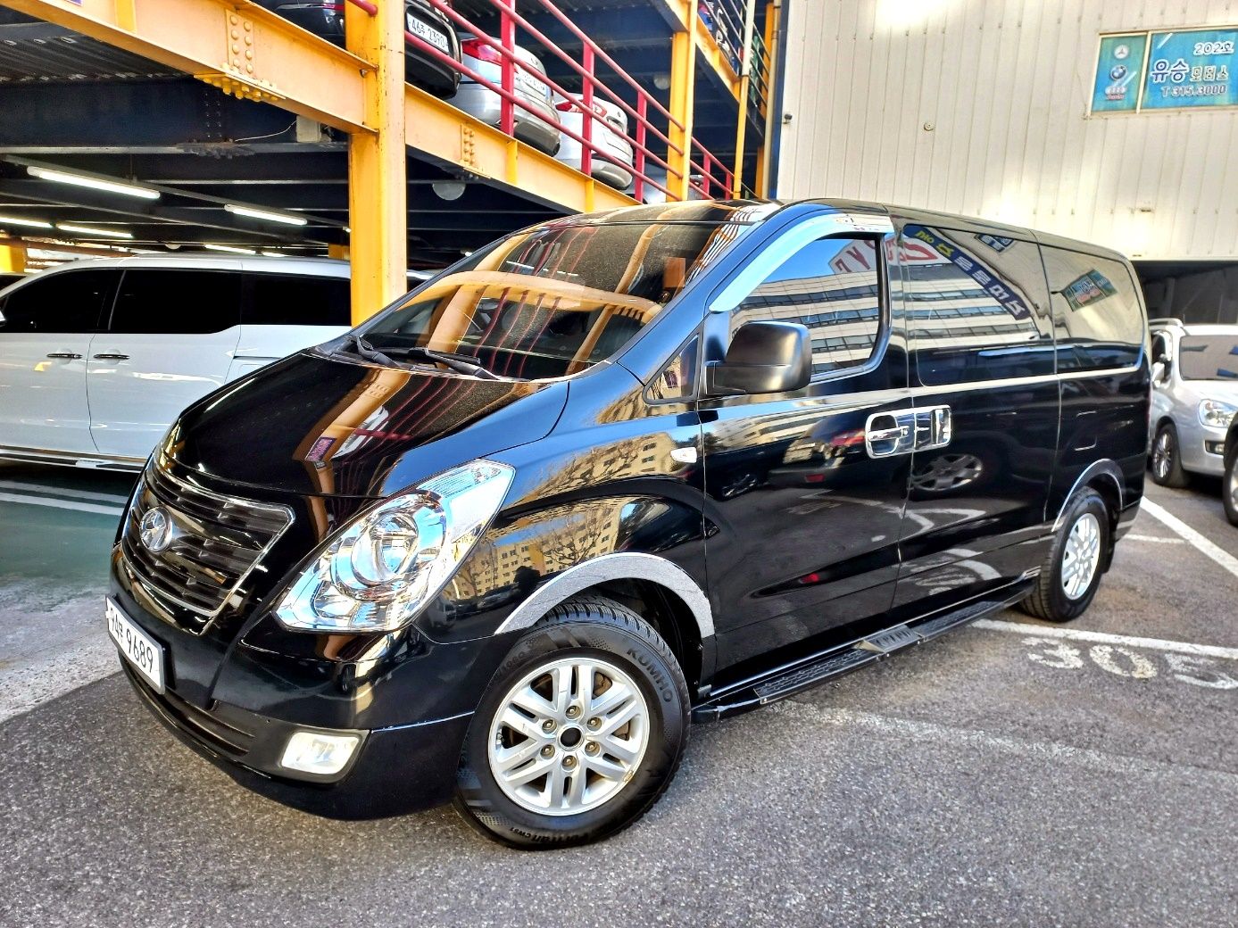 HYUNDAI STAREX GRAND