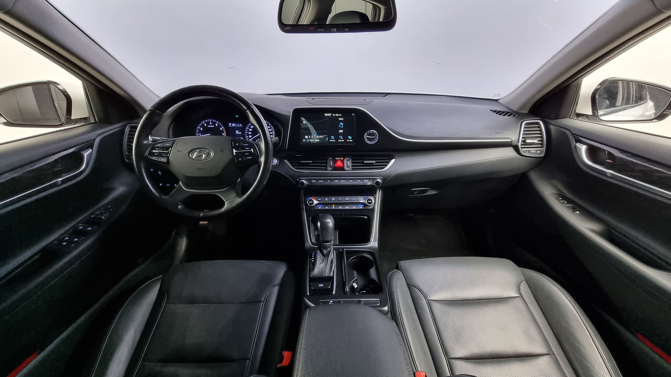 HYUNDAI GRANDEUR IG 2017