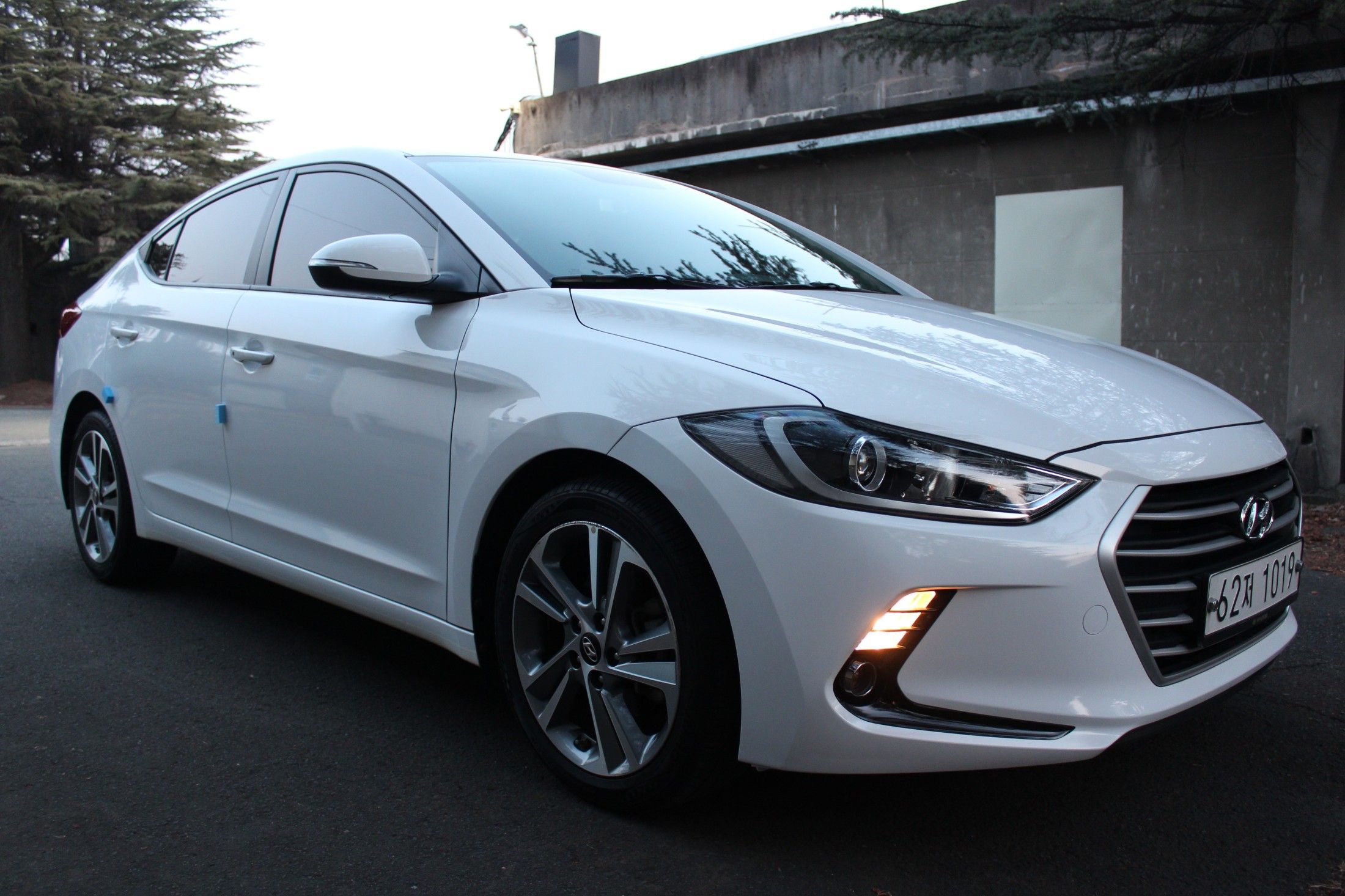 HYUNDAI AVANTE AD