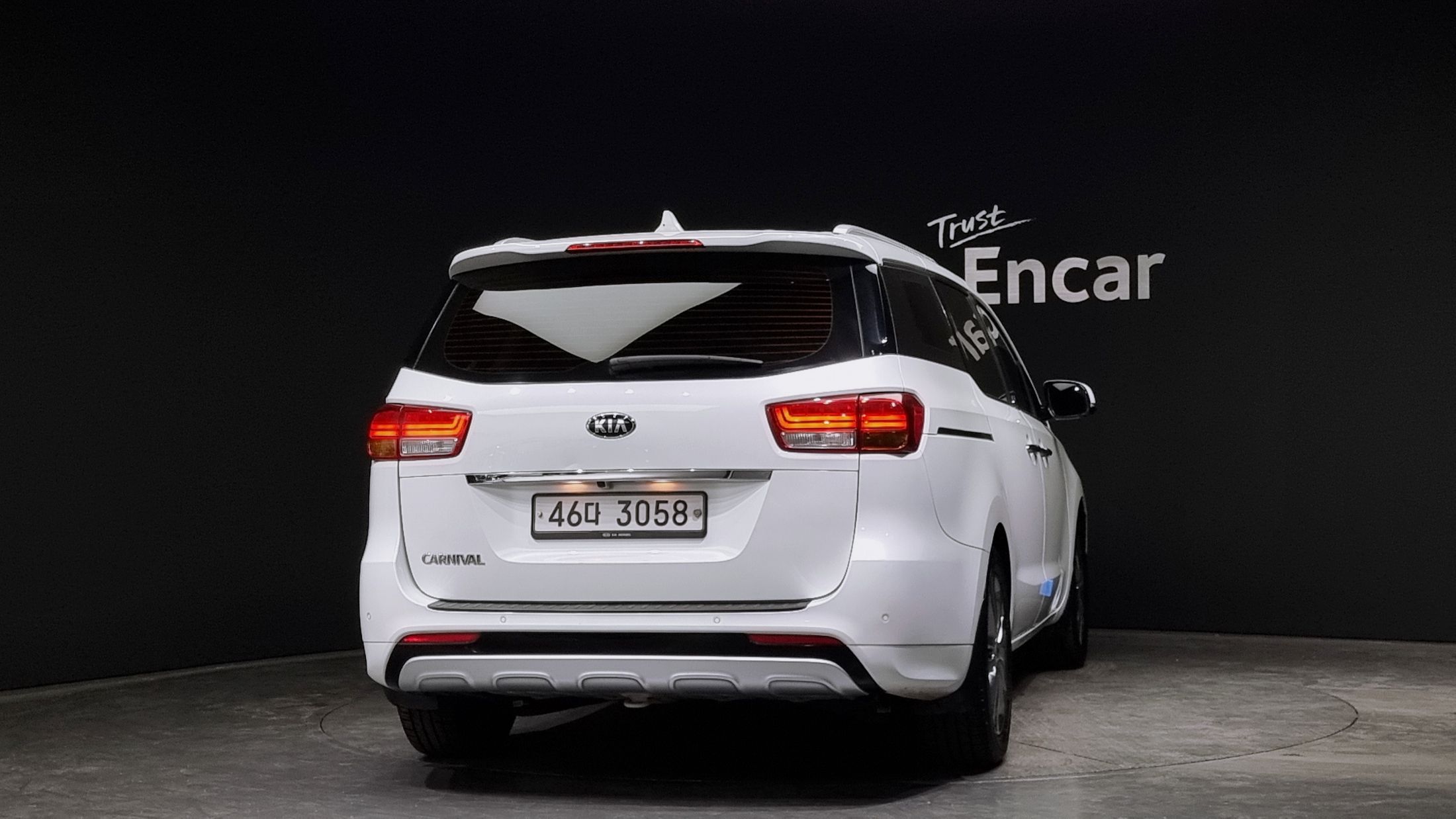 KIA CARNIVAL 2017