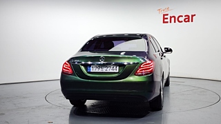 MERCEDES BENZ C-CLASS W205 2016