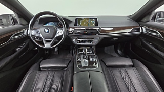 BMW 7-SERIES G11 2016