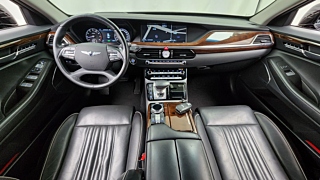 GENESIS EQ900 2017
