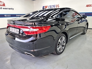 HYUNDAI GRANDEUR HG HYBRID 2016
