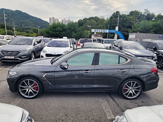 GENESIS G70 2017