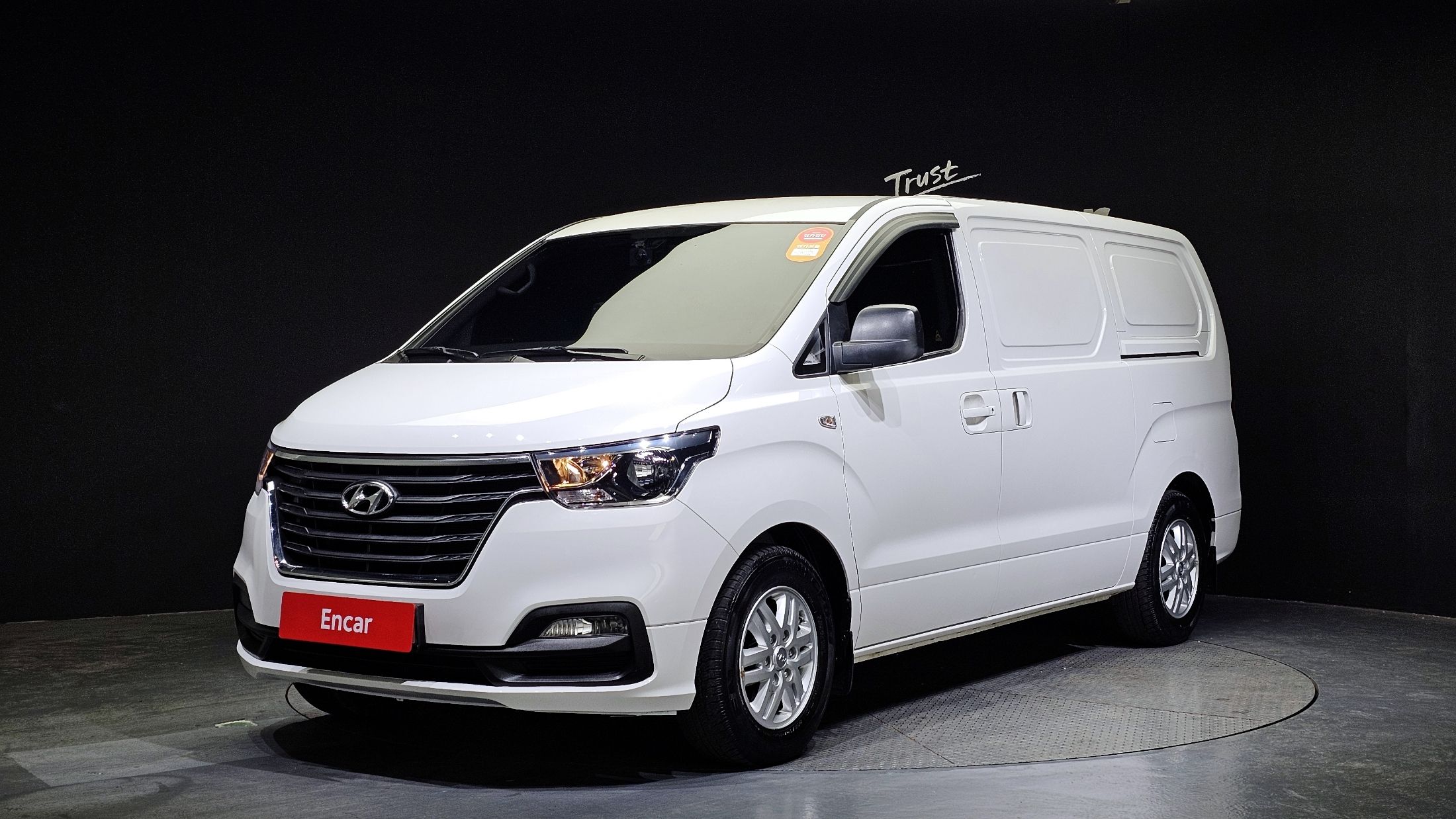 HYUNDAI STAREX GRAND