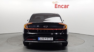 HYUNDAI SONATA DN8 2021