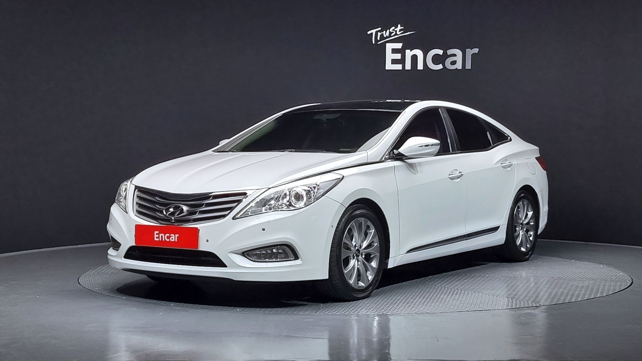 HYUNDAI GRANDEUR HG 2011