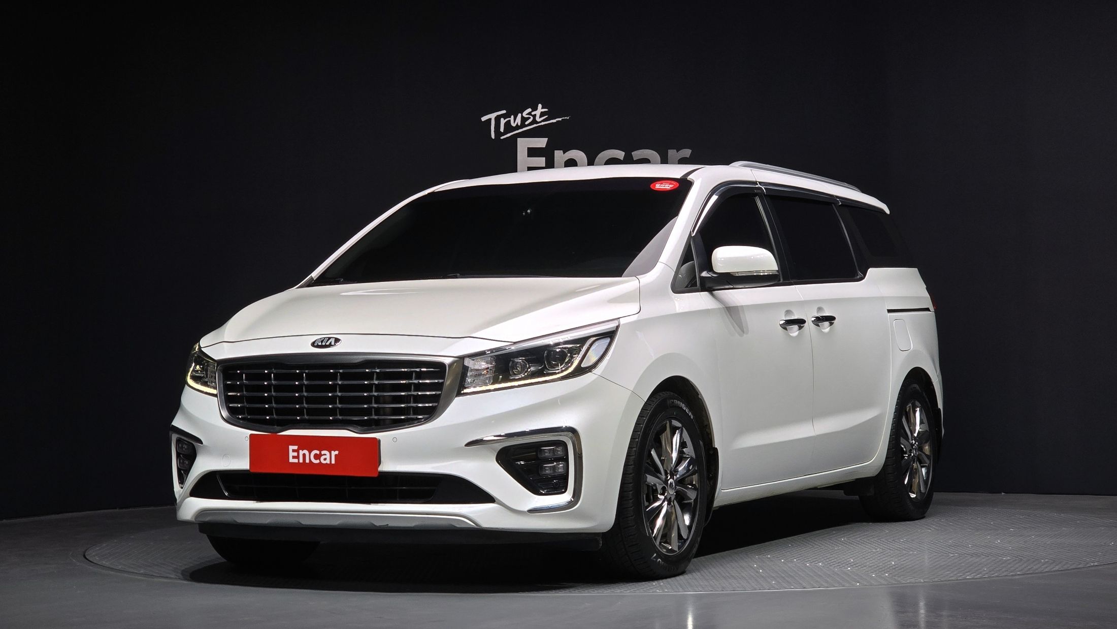 KIA CARNIVAL 2018