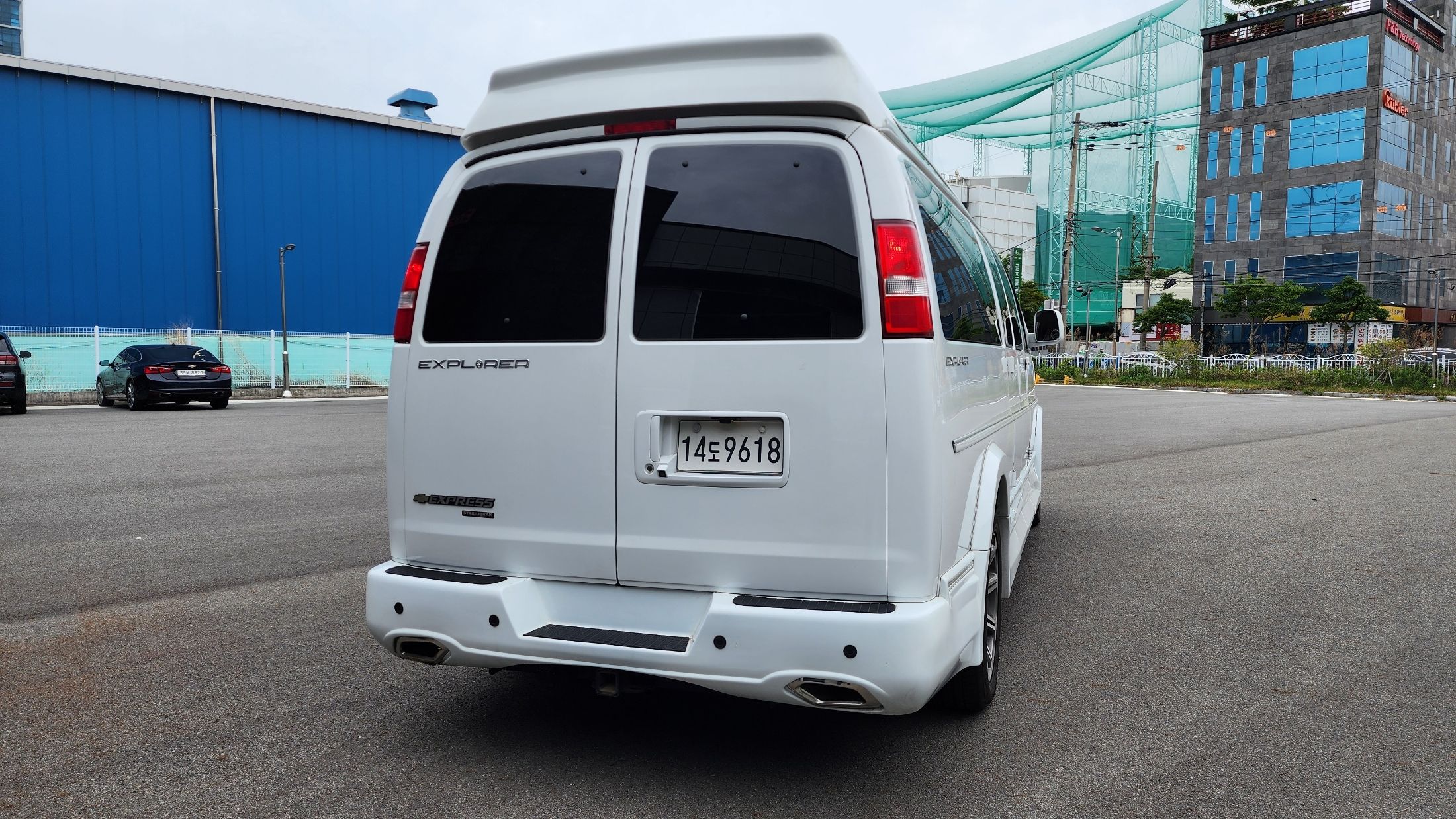 CHEVROLET EXPRESS VAN 2016