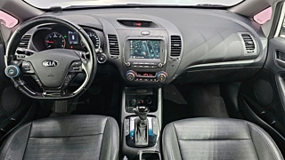 KIA K3 2016