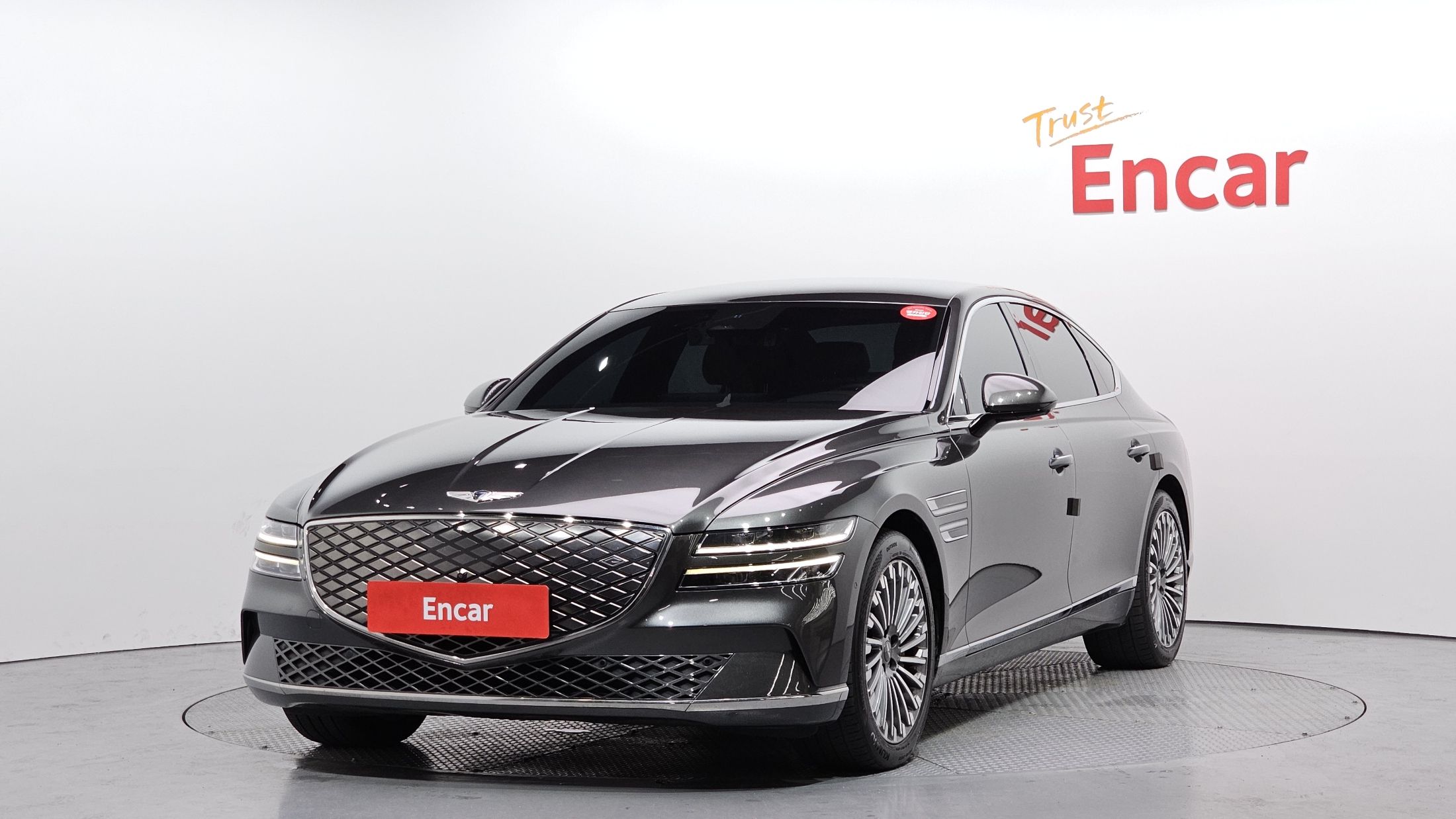 GENESIS ELECTRIC G80 RG3 2021