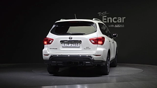 NISSAN PATHFINDER 2018