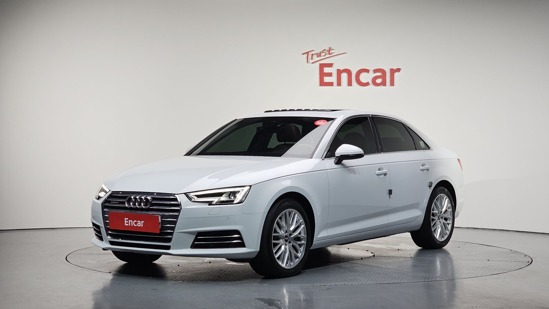 AUDI A4 B9 2018