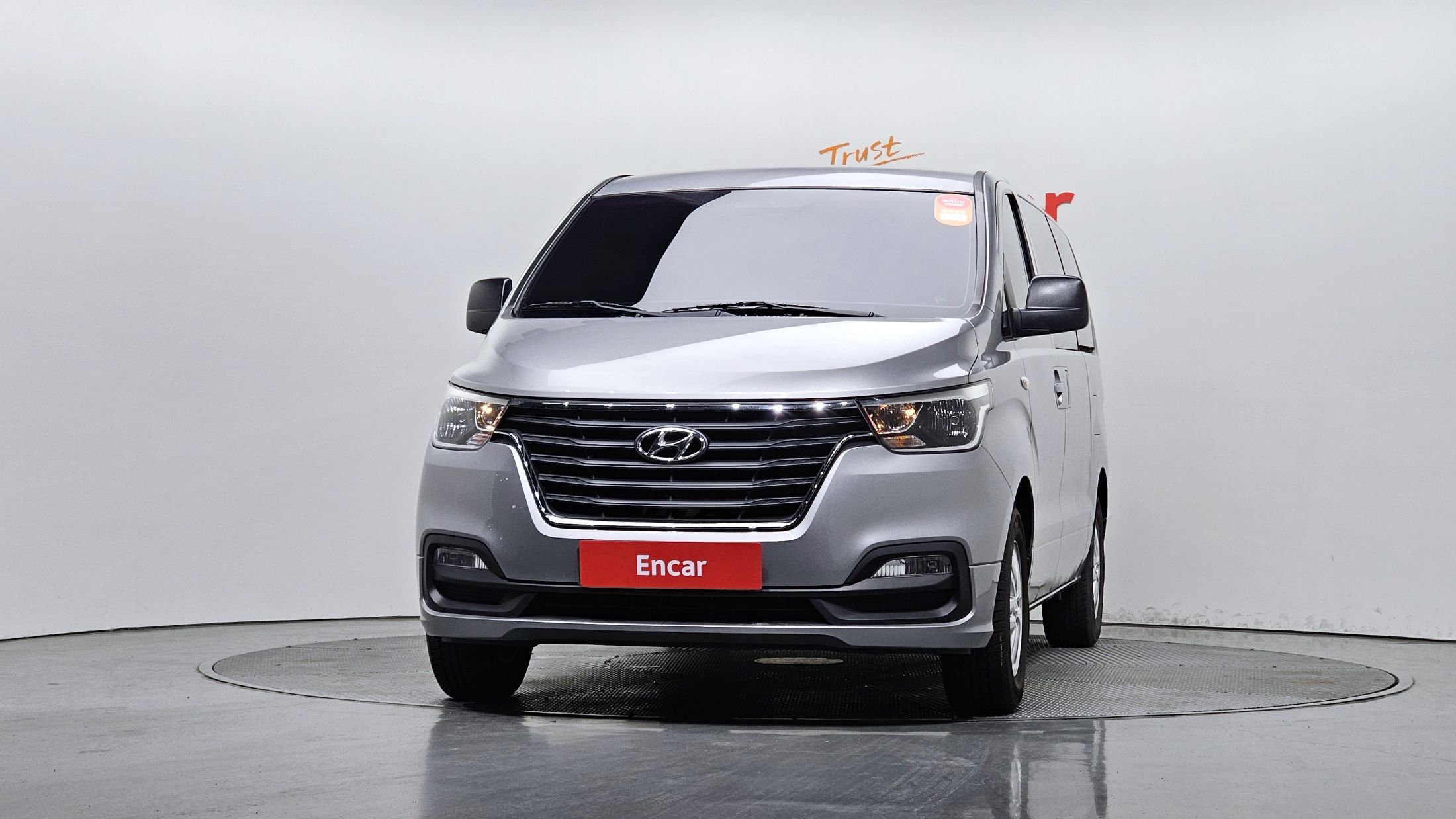 HYUNDAI STAREX GRAND 2019