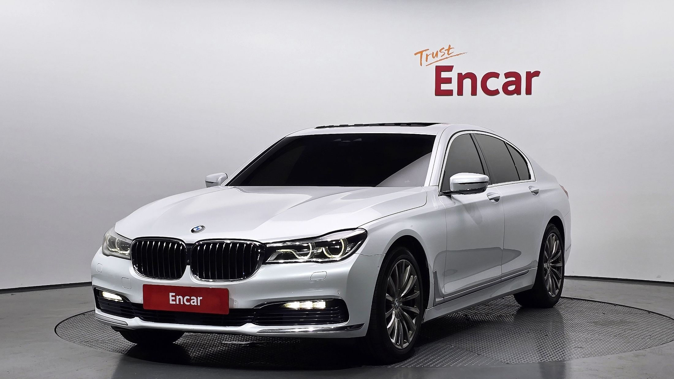 BMW 7-SERIES G11