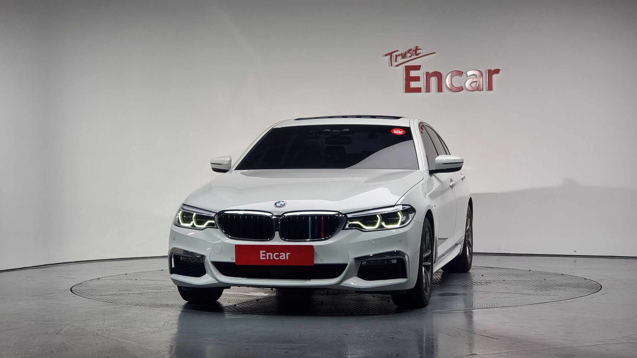 BMW 5-SERIES G30 2018
