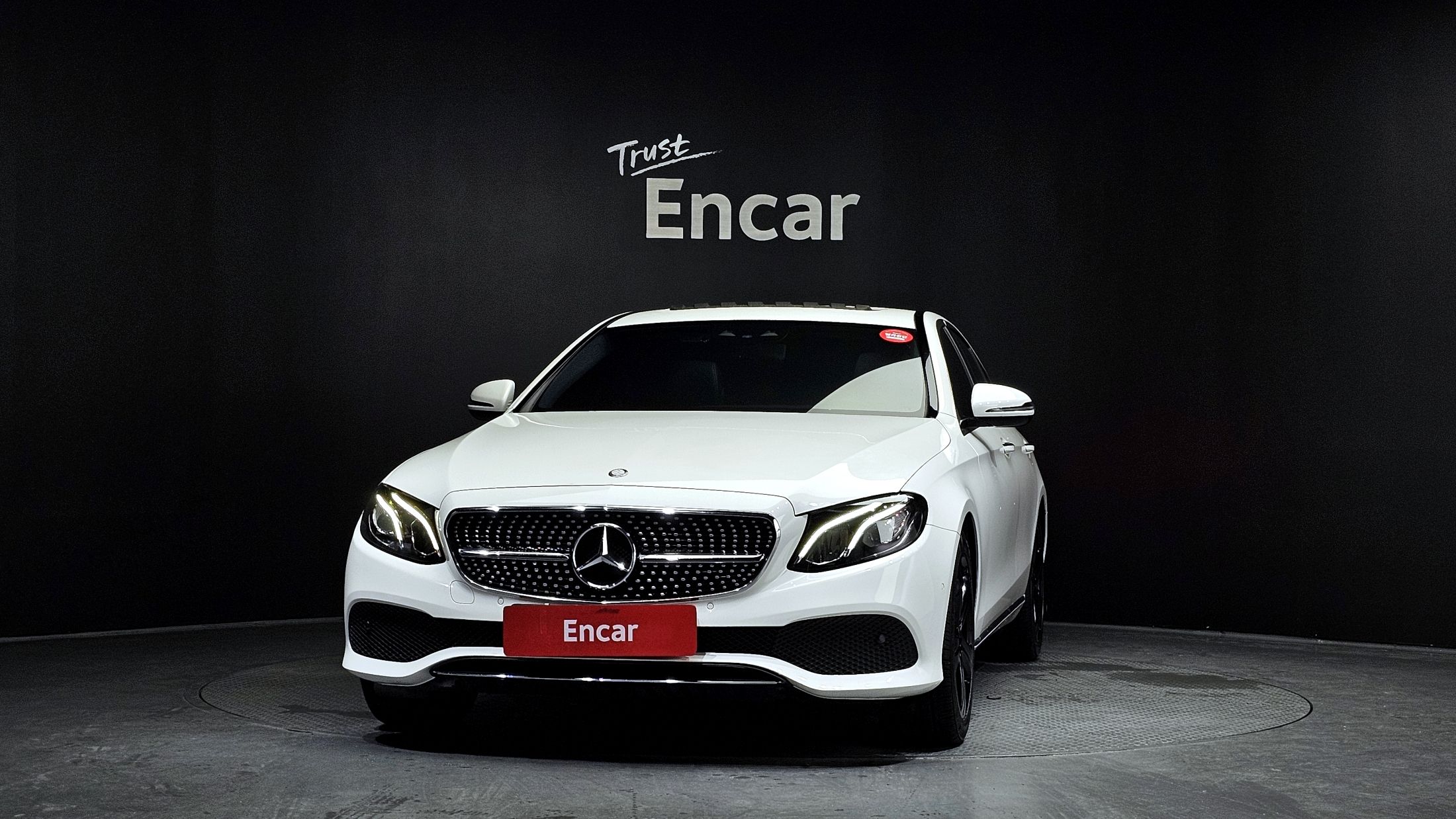 MERCEDES BENZ E-CLASS W213 2017