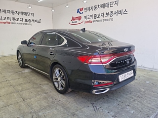 HYUNDAI GRANDEUR IG 2017