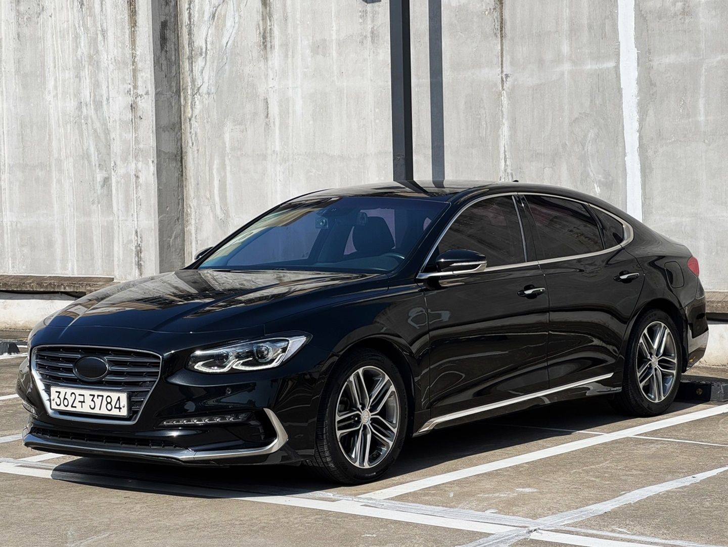 HYUNDAI GRANDEUR IG 2017