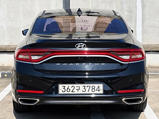 HYUNDAI GRANDEUR IG 2017