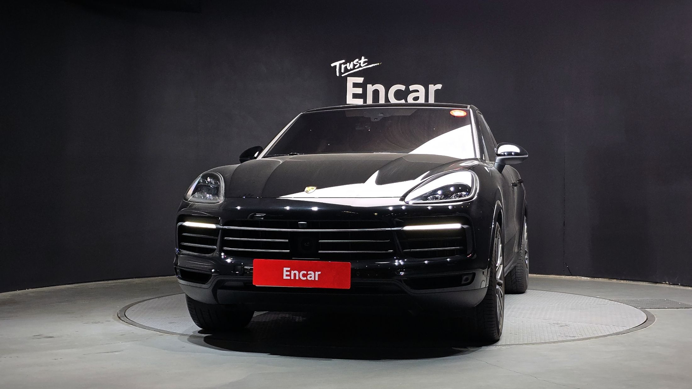 PORSCHE CAYENNE PO536 2023