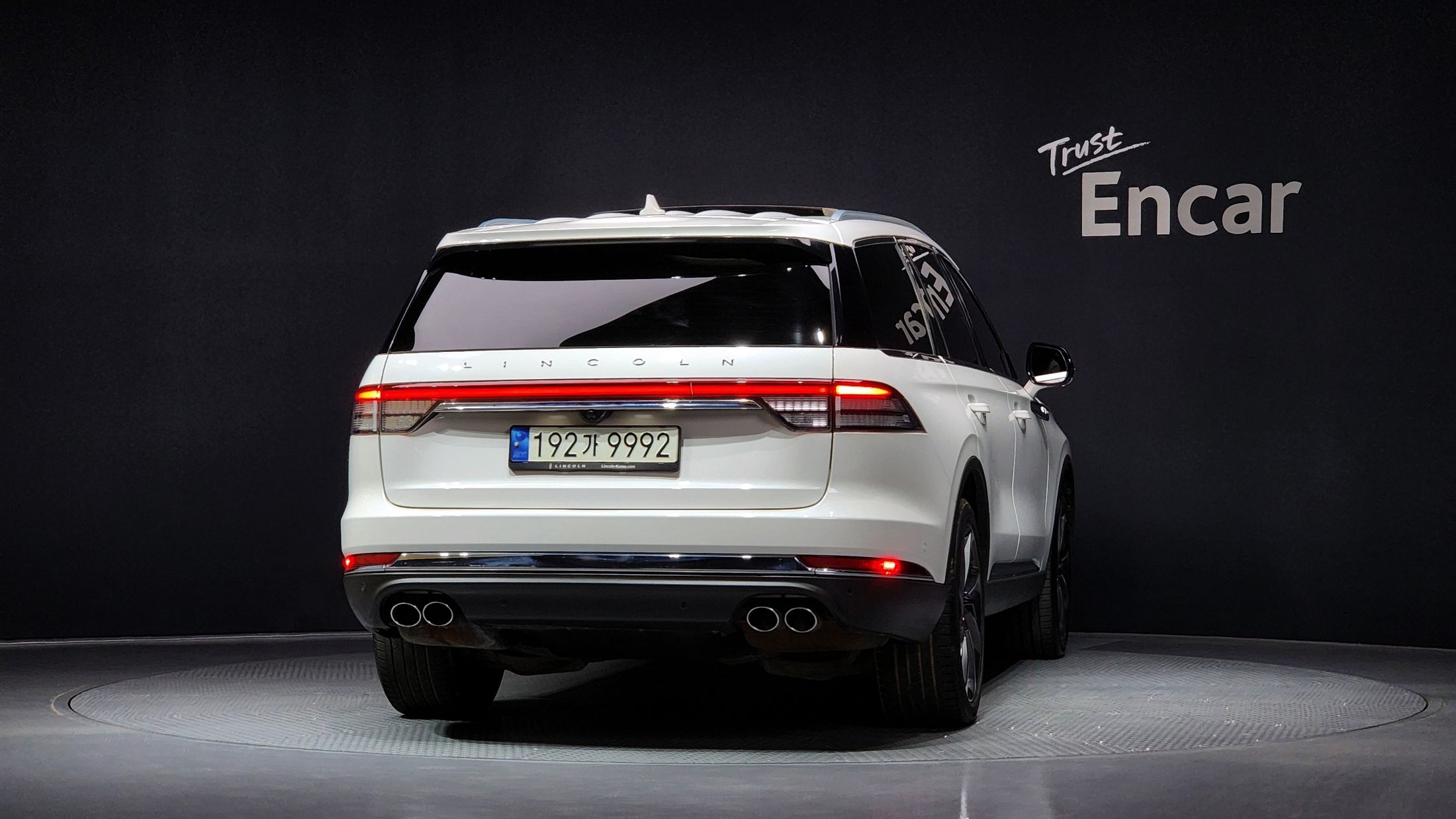 LINCOLN AVIATOR