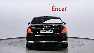 GENESIS EQ900 2016