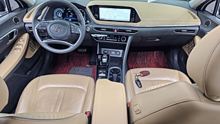HYUNDAI SONATA DN8 2019