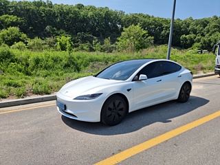 tesla model-3