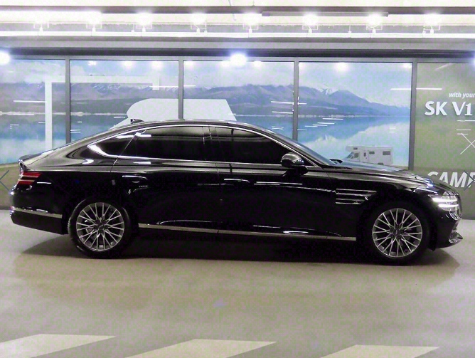 GENESIS G80 RG3 2021