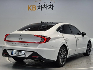 HYUNDAI SONATA DN8 2020