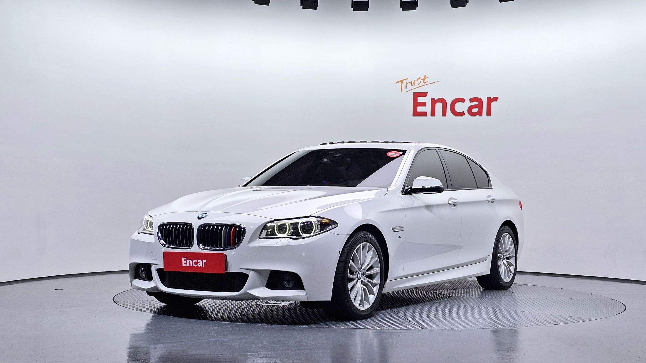 BMW 5-SERIES F10 2015