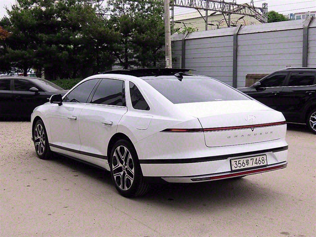 HYUNDAI GRANDEUR GN7 2024