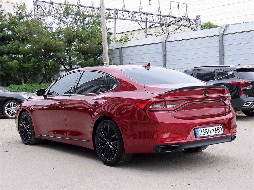 HYUNDAI GRANDEUR IG 2017