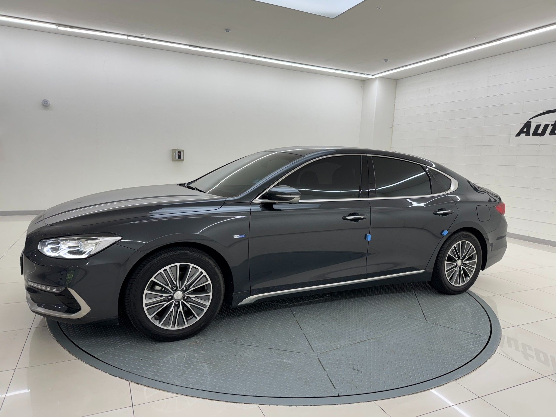 HYUNDAI GRANDEUR IG HYBRID 2018