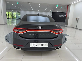 HYUNDAI GRANDEUR IG HYBRID 2018