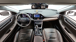 HYUNDAI GRANDEUR IG 2017