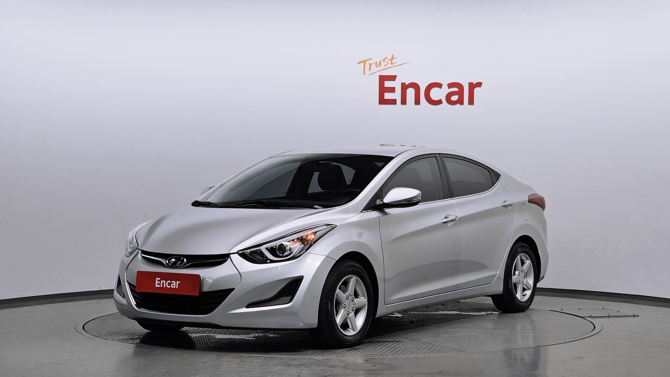 HYUNDAI AVANTE 2013