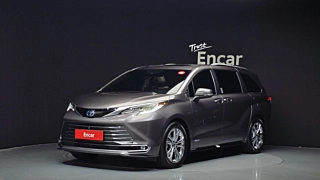 TOYOTA SIENNA  4 GENERATION 2.5 Hybrid 2WD 2021