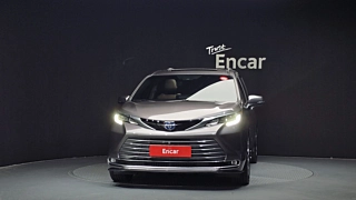 TOYOTA SIENNA 2021