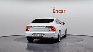 VOLVO S90 2020