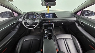 HYUNDAI SONATA DN8 2019