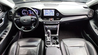HYUNDAI GRANDEUR IG 2017