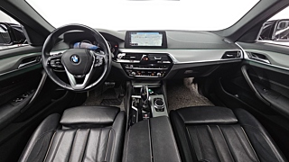 BMW 5-SERIES G30 2018