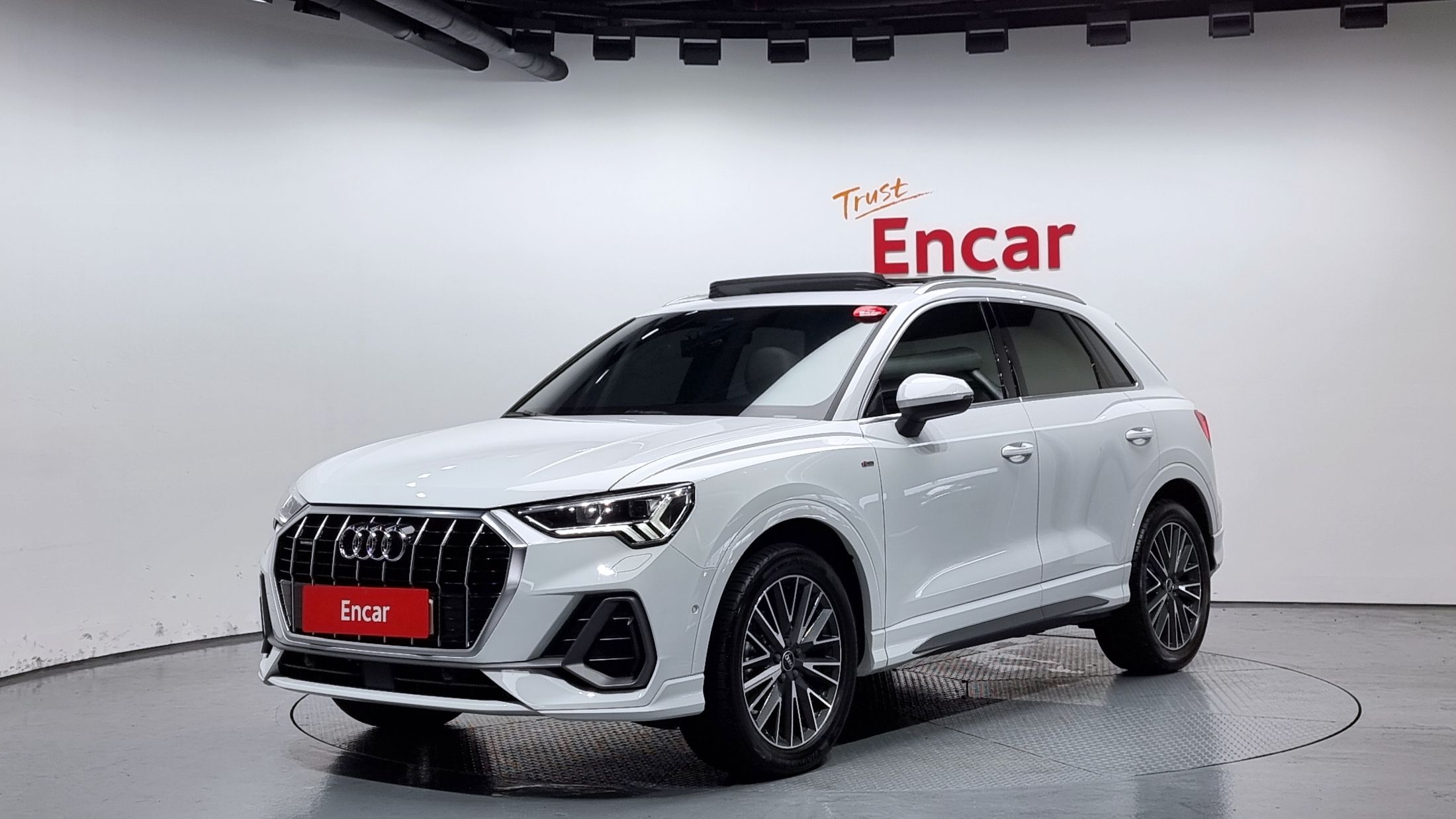 AUDI Q3 F3 2022